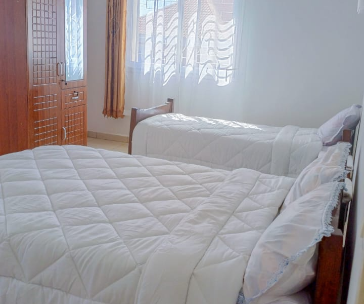 Chaleureuse maison d'hôtes - chambre double N°2