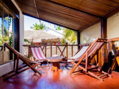 Villa offrant une vue imprenable sur la piscine à Nosy Be