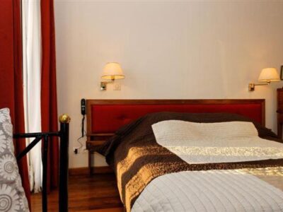 Hôtel Brajas - chambre tout confort N°16