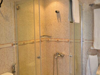 Hôtel Brajas - chambre tout confort N°16