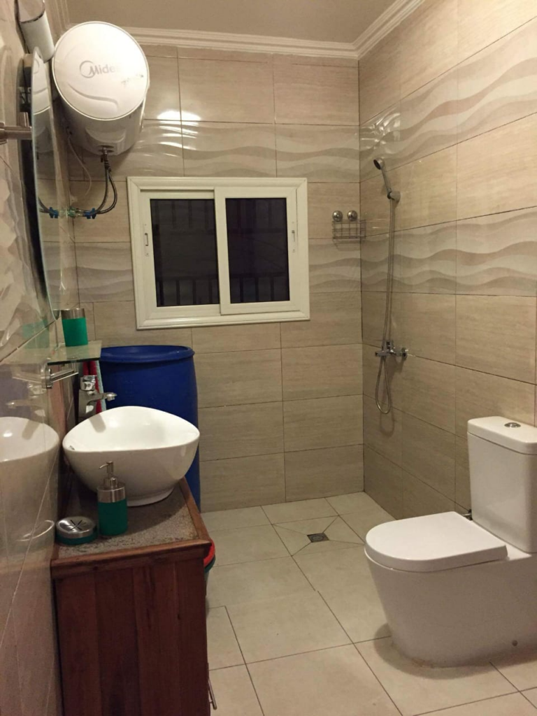 Une grande villa moderne à Iavoloha, Antananarivo – photo 3