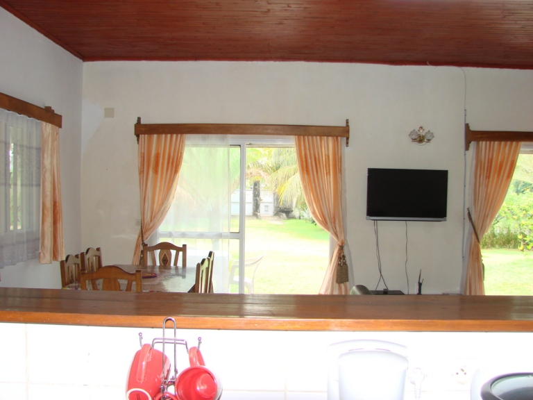 Villa spacieuse avec piscine privée – Confort et détente, Tamatave