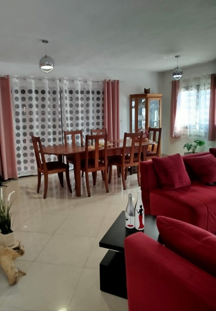 Maison duplex meublée à Amboavahy Andranomena – Confort et belle vue, Antananarivo – photo 2