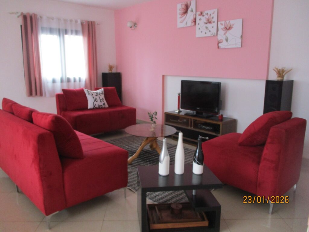 Maison duplex meublée à Amboavahy Andranomena – Confort et belle vue, Antananarivo – photo 3