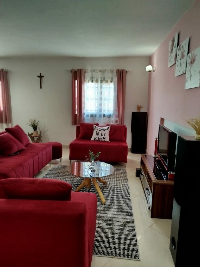 Maison duplex meublée à Amboavahy Andranomena – Confort et belle vue, Antananarivo – photo 4