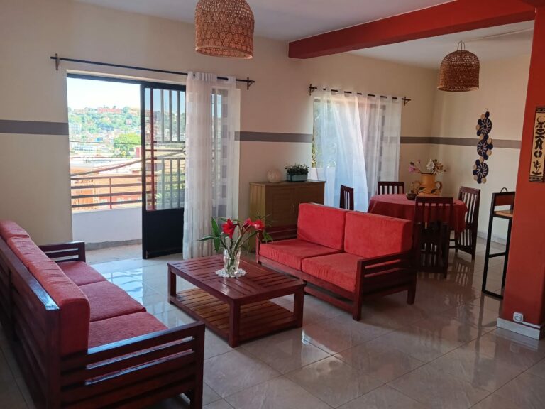 Appartement à Andrainarivo – Calme, confort et sécurité, Antananarivo